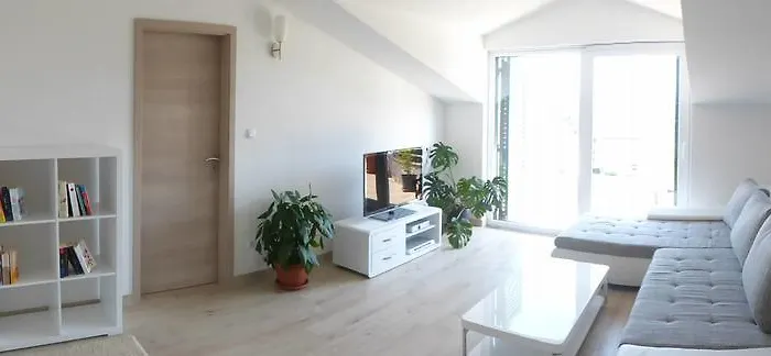 Grabovac * Kaštela